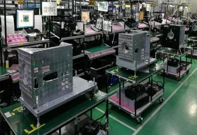 一臺(tái)高端數(shù)字放映機(jī)如何被“出品”上海索廣映像參觀記